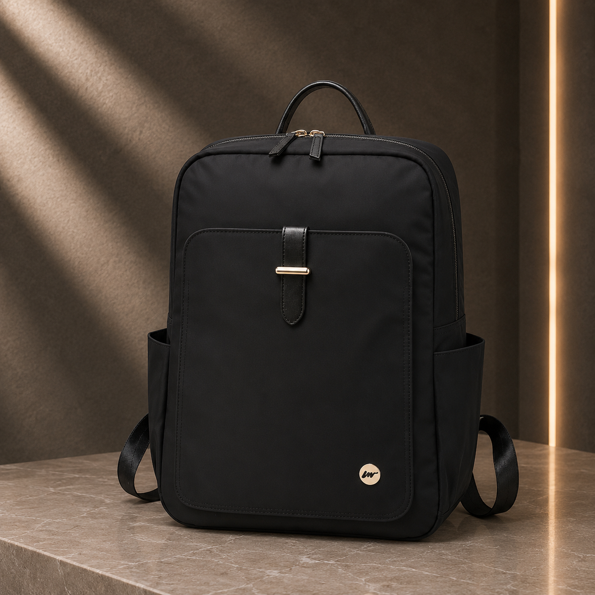 Mochila em Nylon Grande Capacidade Multifuncional